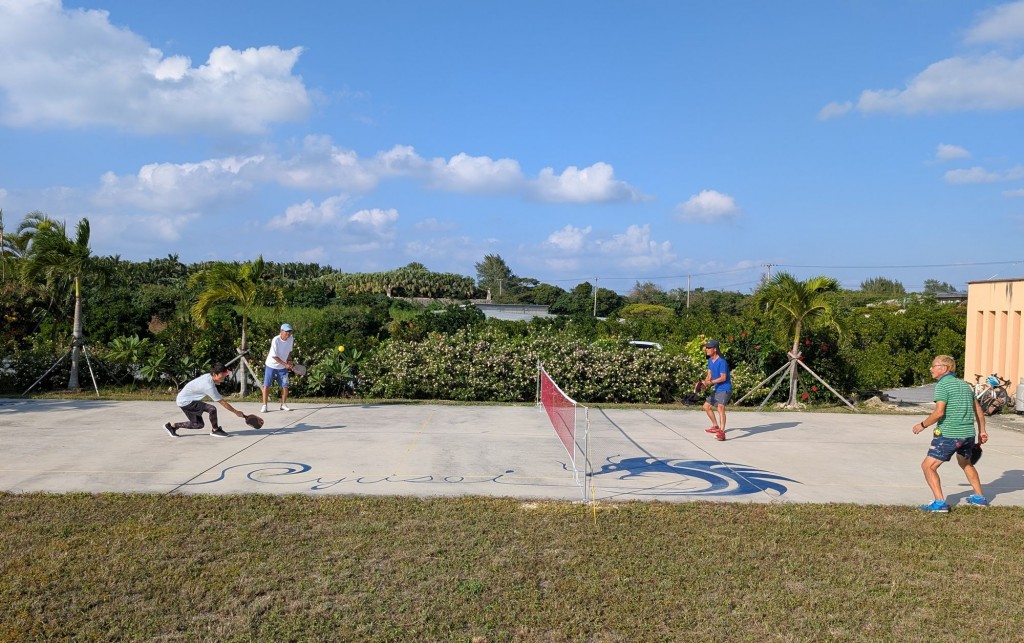 PXL_20251115_062912345